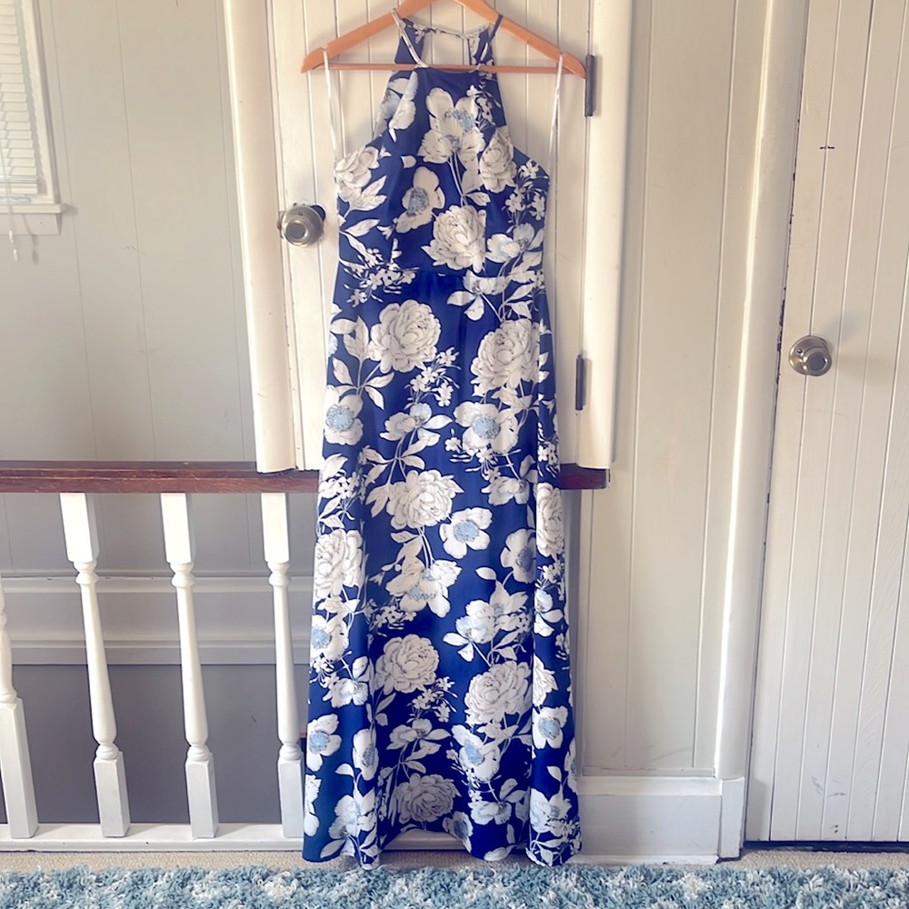 Lulu’s Blue Floral Dress